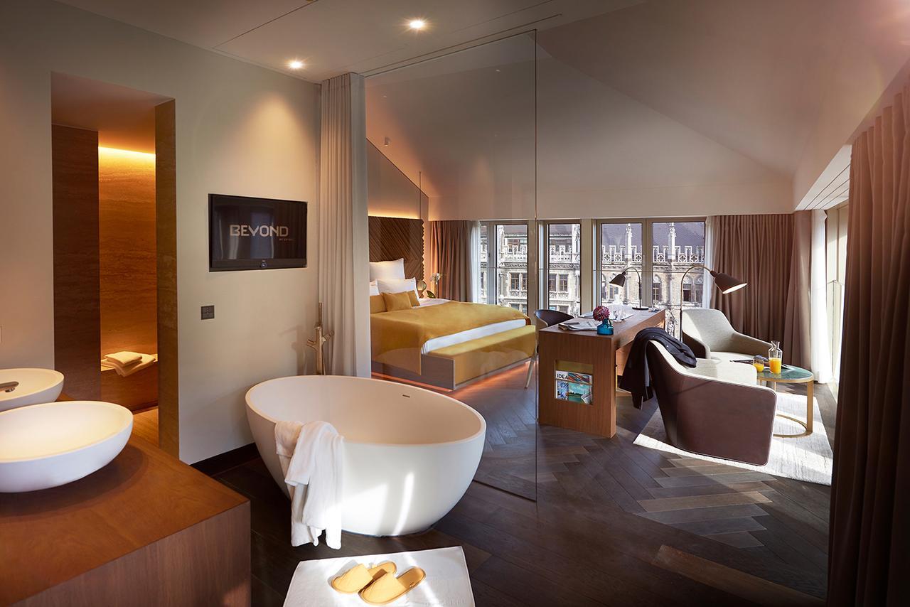 Suite with View,587463687:JPEG