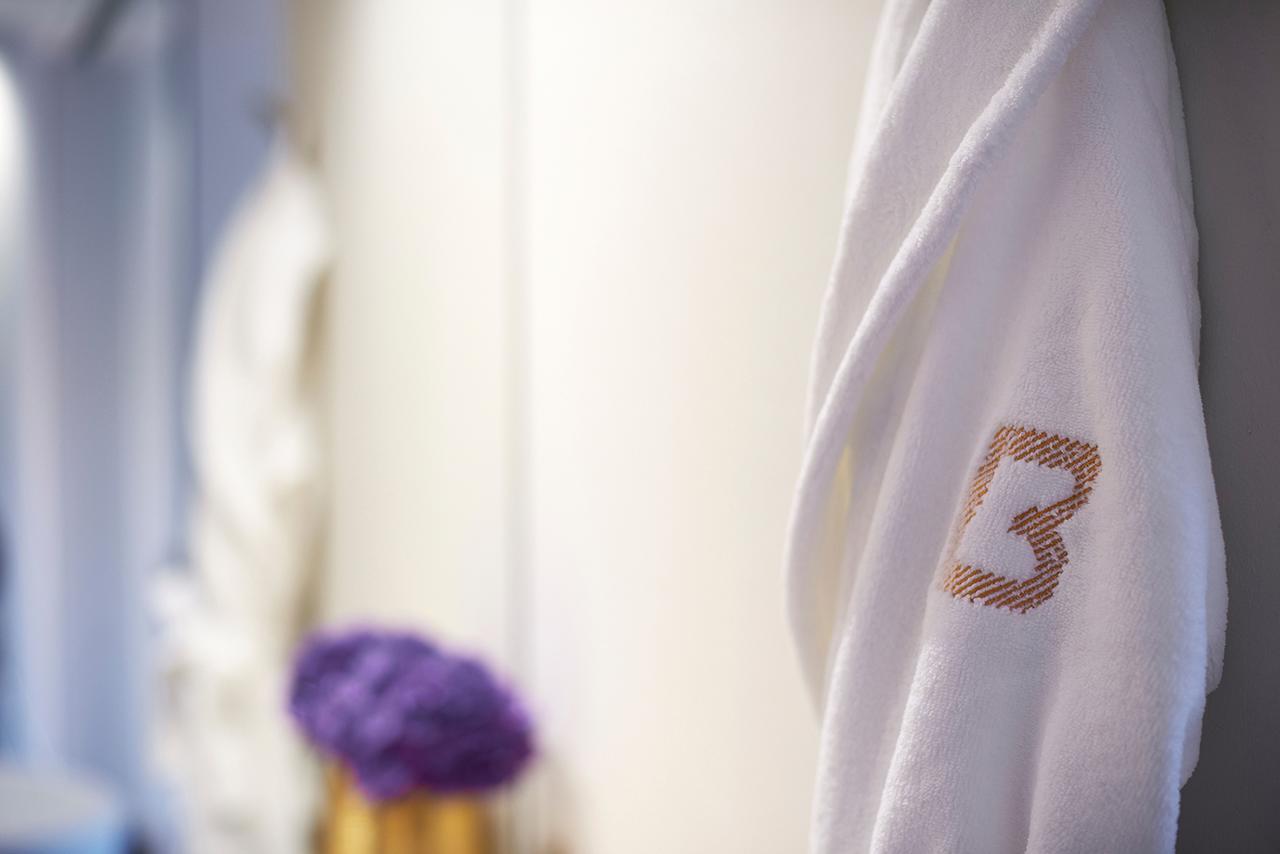 Suite with Terrace,664223616:JPEG